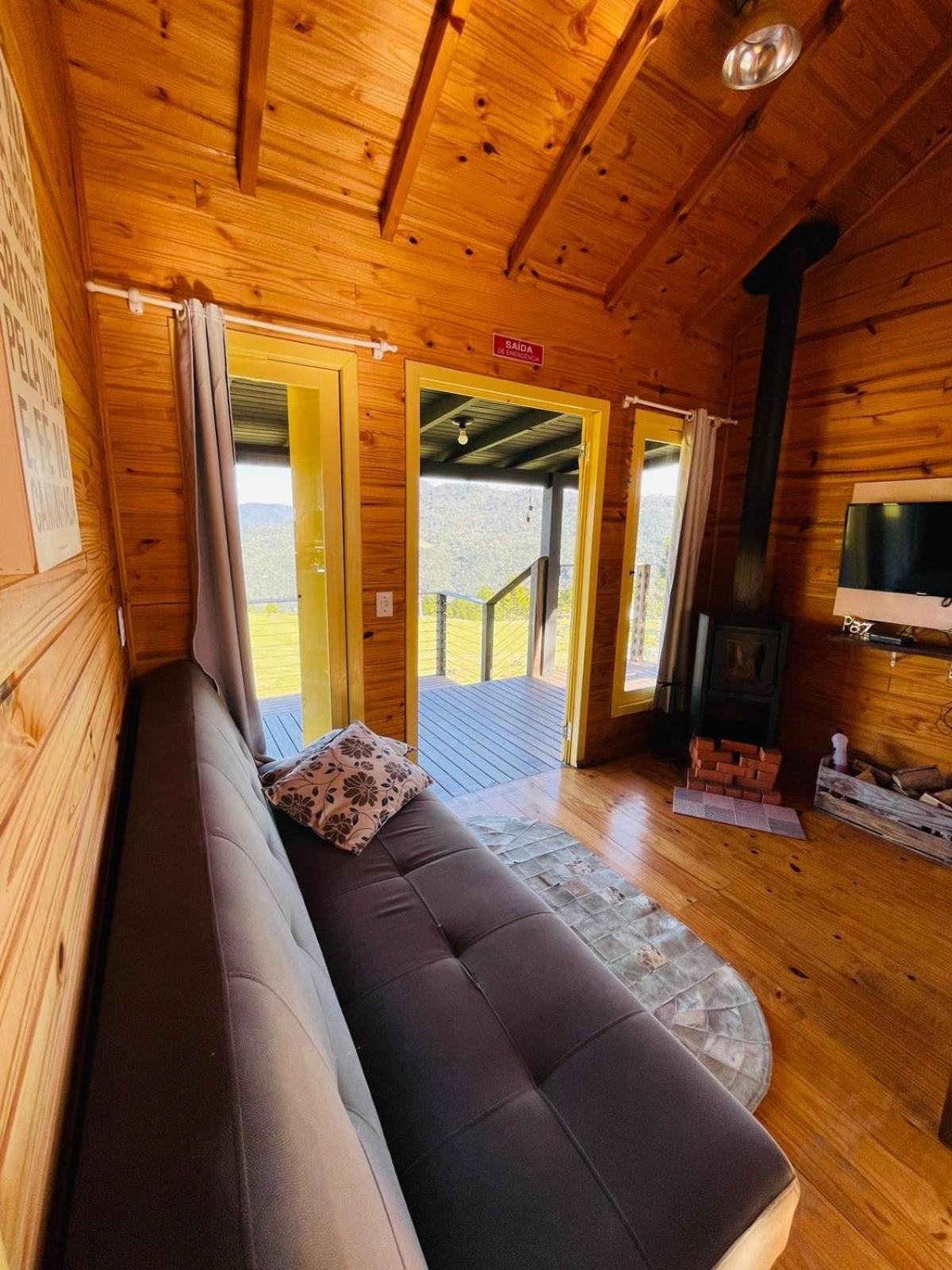 Pousada Colina Dos Ventos - Cabana Monte! Урубиси Екстериор снимка